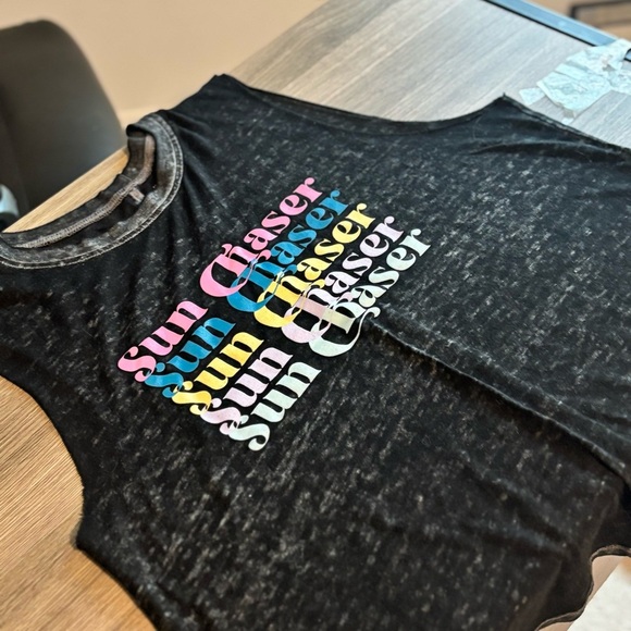 Womens Rebellious One “Sun Chaser” Graphic Crop Tank Black Size Medium - Picture 4 of 7